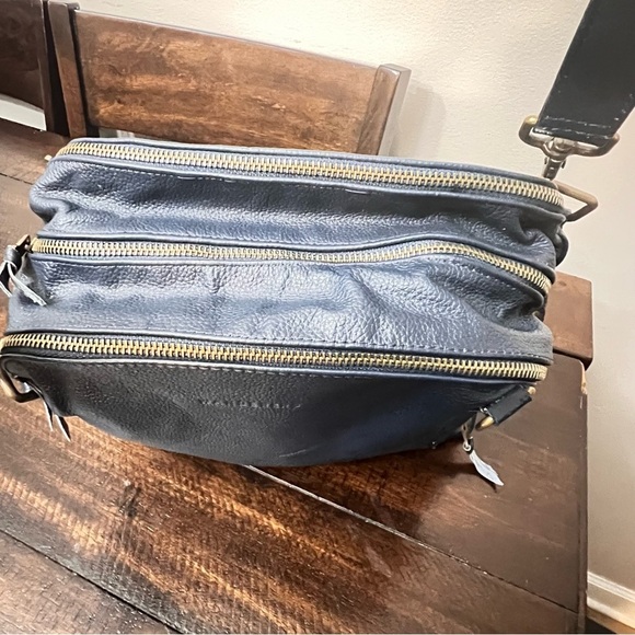 Blue black Wanderer handbag Adjusts to crossbody shoulder or hand. - Picture 6 of 14